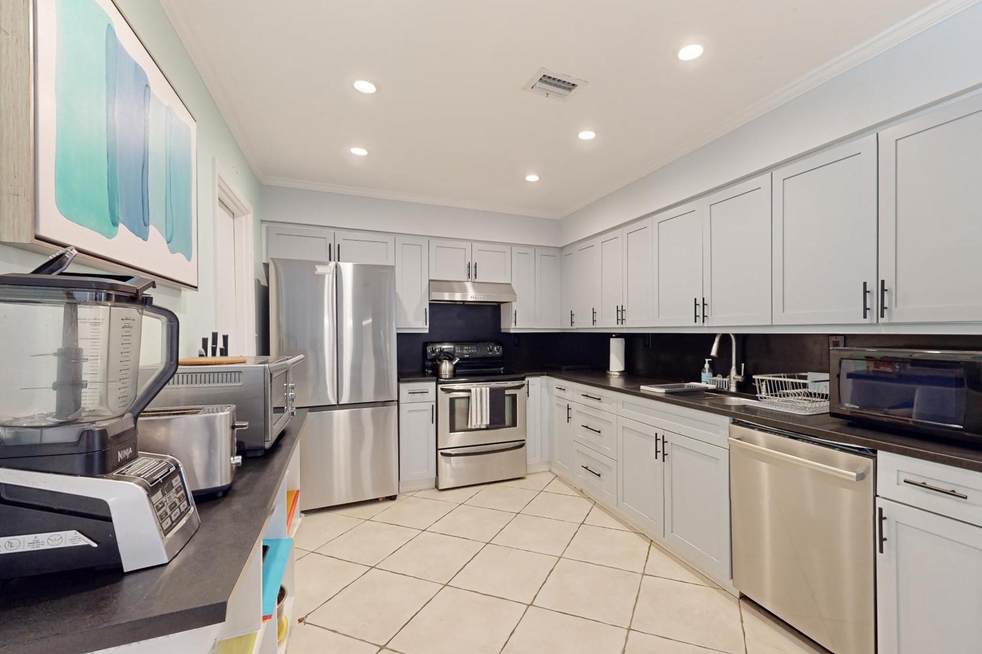 Breezy Ocean Escape Villa Lake Worth Beach Exterior photo